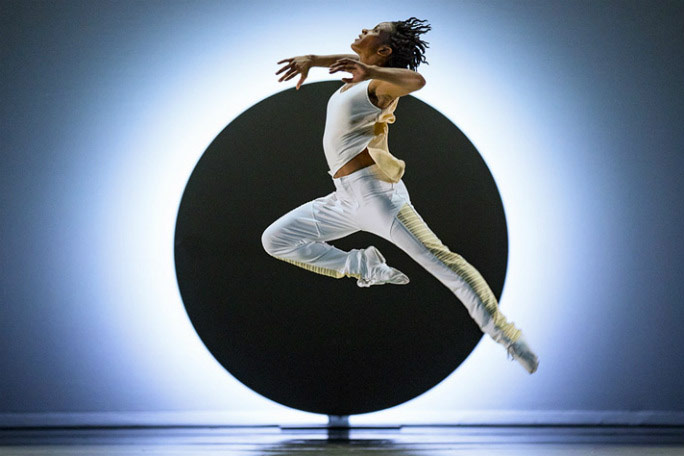 Alvin Ailey American Dance Theatre - Programme B: EN / The Call / Juba / Revelations Header Image